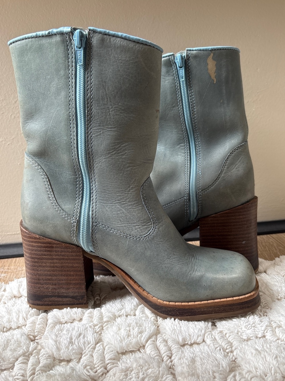 Vintage 90s Connie Too Platform Boots Size 8.5 - Blue Leather & Chunky Wood Heel - Picture 5 of 15